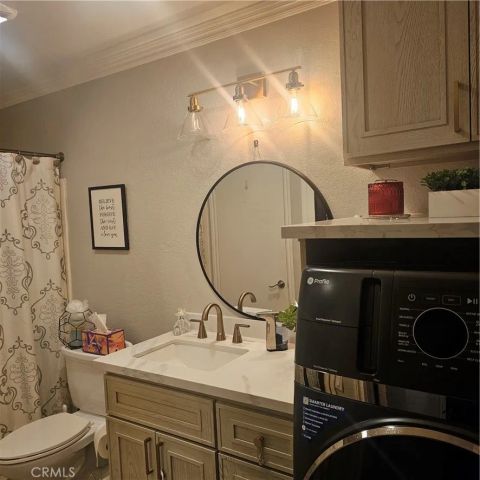 435 W 9th B3, Upland, CA 91786