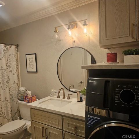 435 W 9th B3, Upland, CA 91786