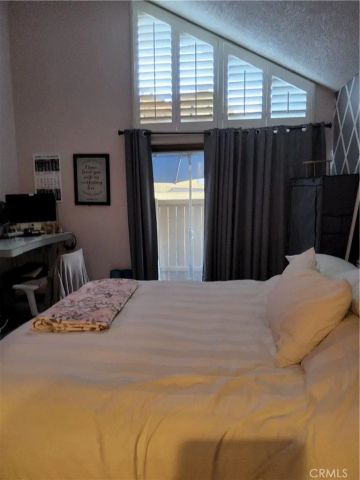 435 W 9th B3, Upland, CA 91786