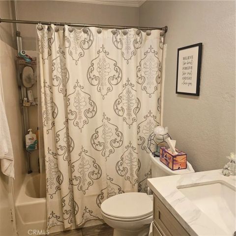 435 W 9th B3, Upland, CA 91786