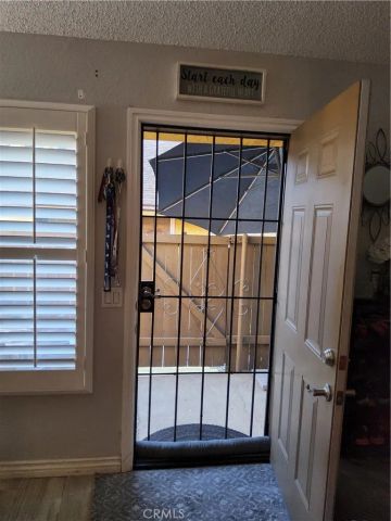 435 W 9th B3, Upland, CA 91786