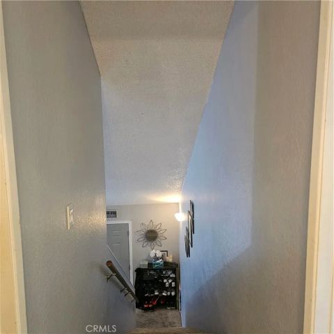 435 W 9th B3, Upland, CA 91786