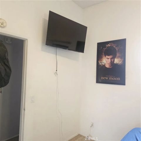 435 W 9th B3, Upland, CA 91786