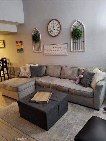 435 W 9th B3, Upland, CA 91786