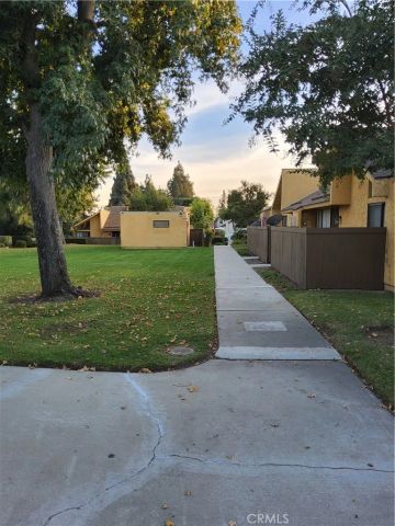 435 W 9th B3, Upland, CA 91786