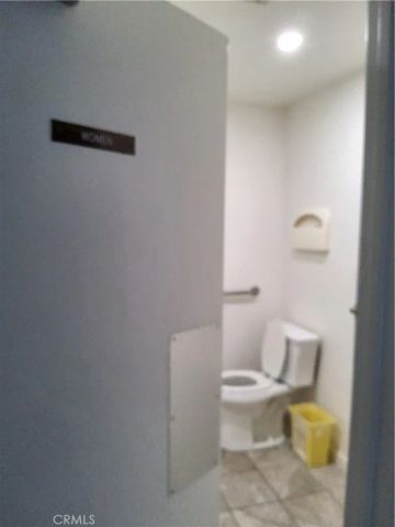 435 W 9th B3, Upland, CA 91786