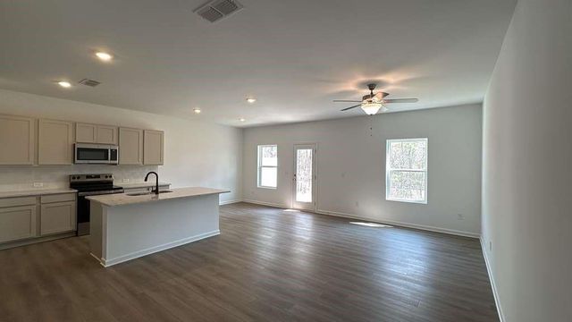 5447 Allegro Lane, Flowery Branch, GA 30542