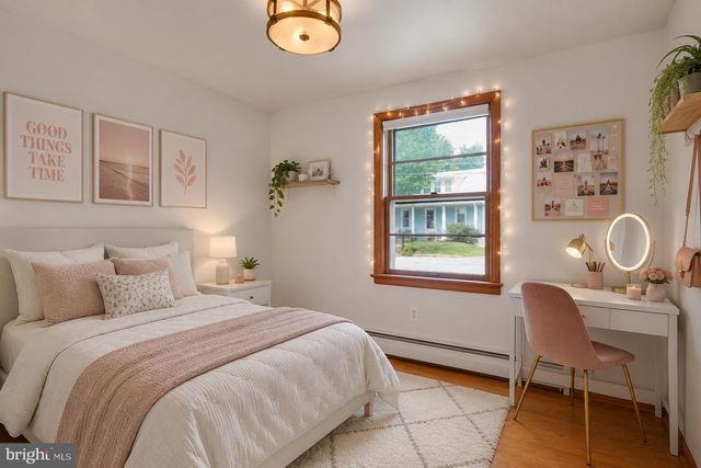 130 W HIGHLAND AVE, Spring Grove, PA 17362