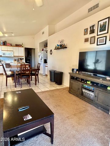 2111 E WILLIAMS Drive, Phoenix, AZ 85024