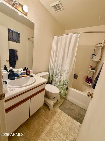 2111 E WILLIAMS Drive, Phoenix, AZ 85024