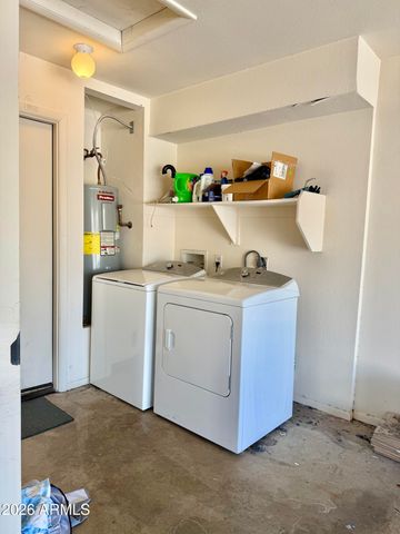 2111 E WILLIAMS Drive, Phoenix, AZ 85024