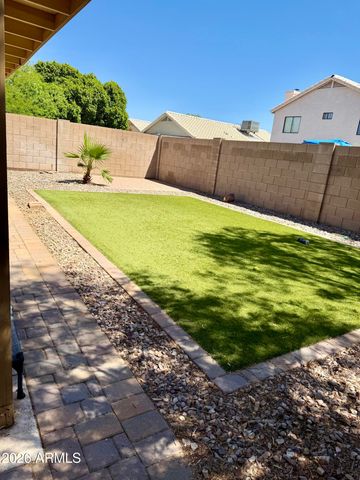 2111 E WILLIAMS Drive, Phoenix, AZ 85024