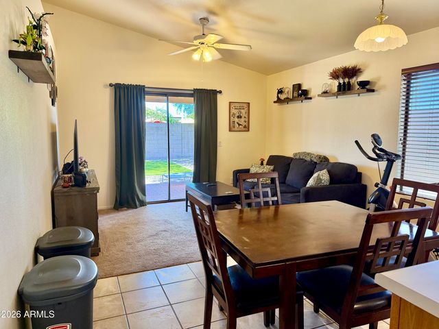 2111 E WILLIAMS Drive, Phoenix, AZ 85024