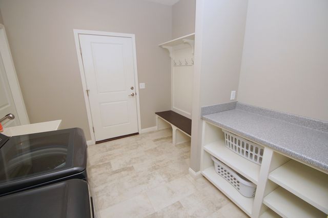 5525 WILLMEYER Drive, Bettendorf, IA 52722