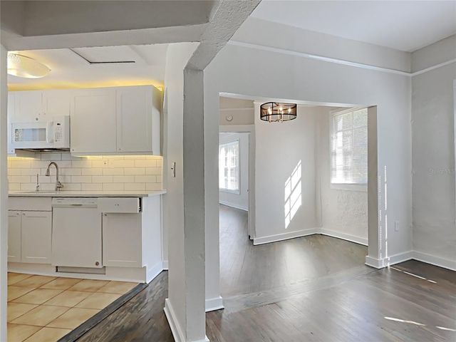 2305 W TEXAS AVENUE 1, Tampa, FL 33629