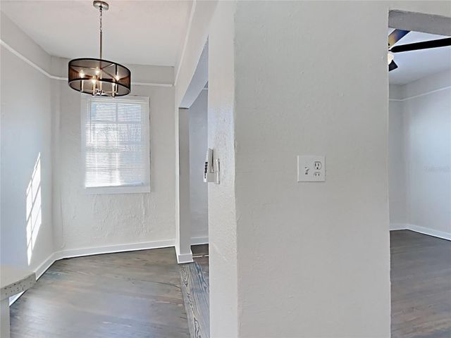 2305 W TEXAS AVENUE 1, Tampa, FL 33629