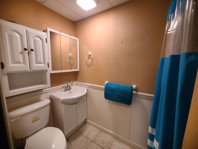 13291 County Rd 700 W, Demotte, IN 46310