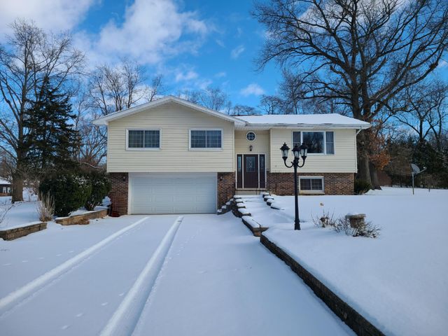 13291 County Rd 700 W, Demotte, IN 46310