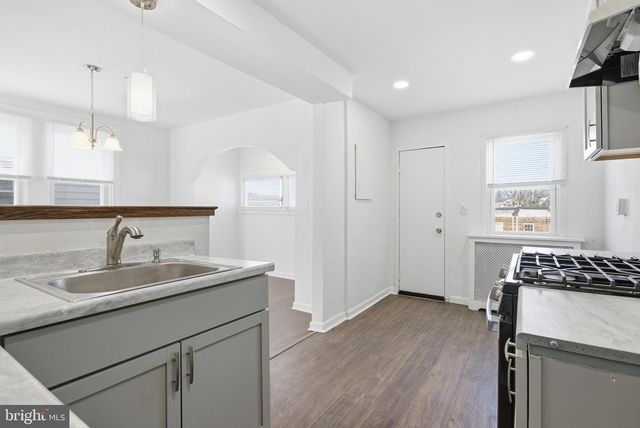 224 PARKER AVE, Upper Darby, PA 19082