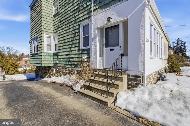 224 PARKER AVE, Upper Darby, PA 19082