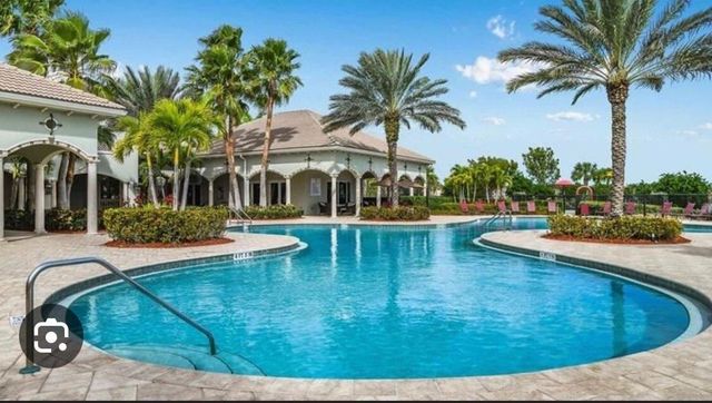 1265 NW Leonardo Circle, Port St Lucie, FL 34986