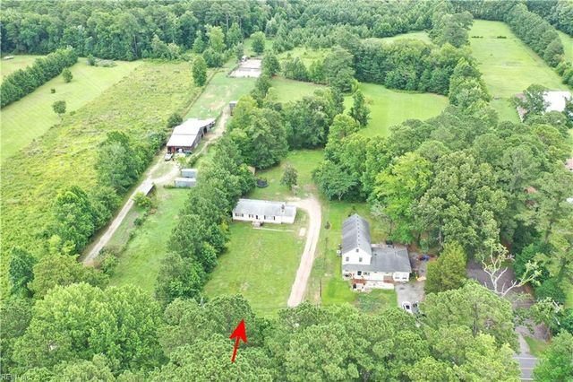 1629 Shillelagh RD, Chesapeake, VA 23323