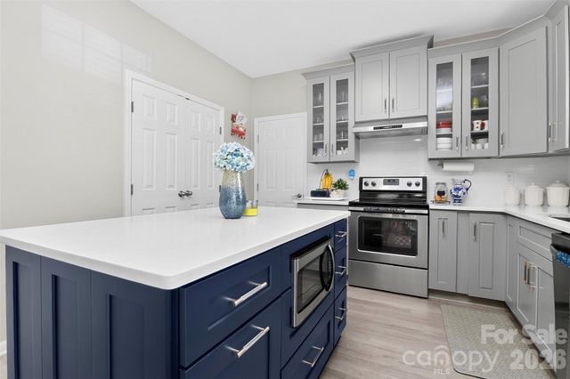 1811 Jeffrey Bryan Drive, Charlotte, NC 28213