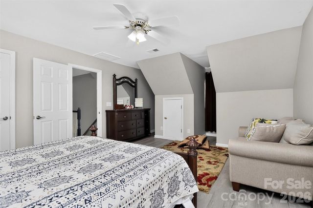 1811 Jeffrey Bryan Drive, Charlotte, NC 28213