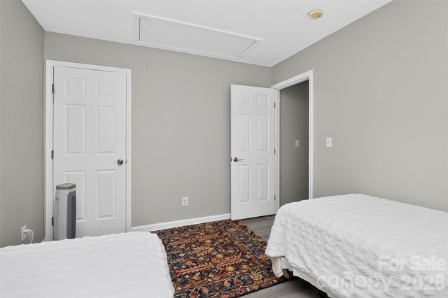 1811 Jeffrey Bryan Drive, Charlotte, NC 28213