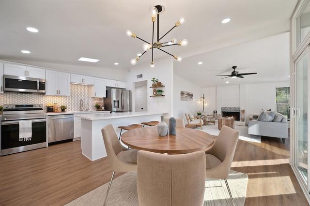 4812 Packard Ct, Carmichael, CA 95608