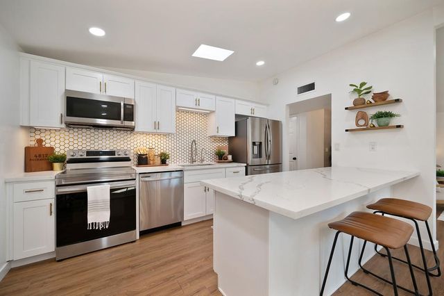 4812 Packard Ct, Carmichael, CA 95608