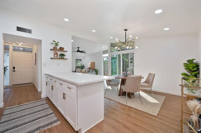 4812 Packard Ct, Carmichael, CA 95608