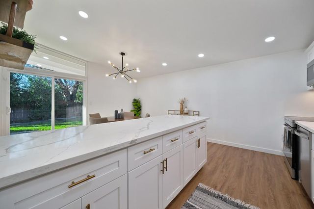 4812 Packard Ct, Carmichael, CA 95608