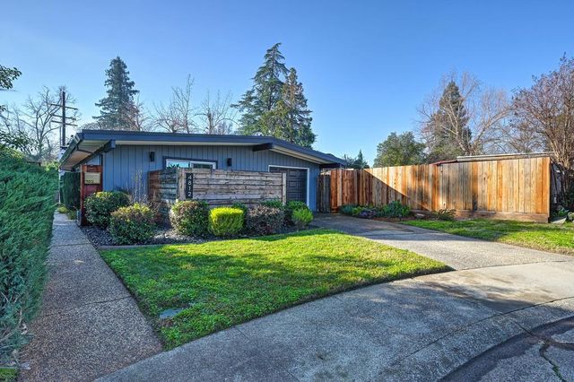 4812 Packard Ct, Carmichael, CA 95608