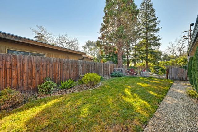 4812 Packard Ct, Carmichael, CA 95608