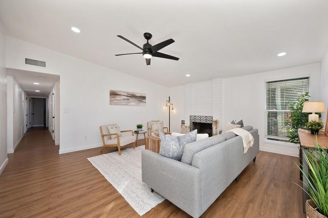 4812 Packard Ct, Carmichael, CA 95608