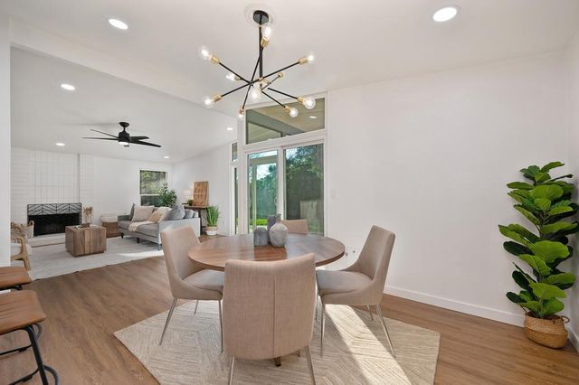 4812 Packard Ct, Carmichael, CA 95608