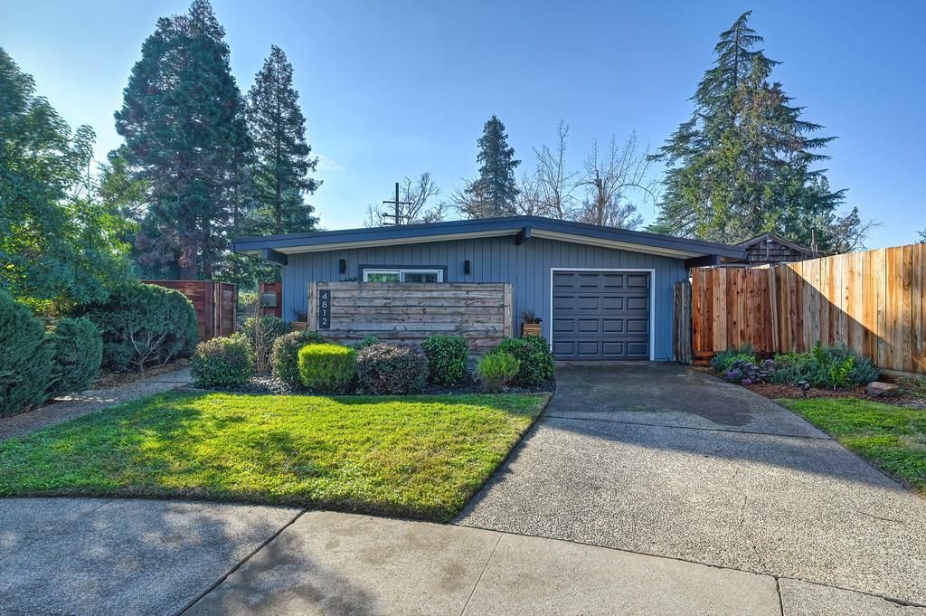 4812 Packard Ct, Carmichael, CA 95608