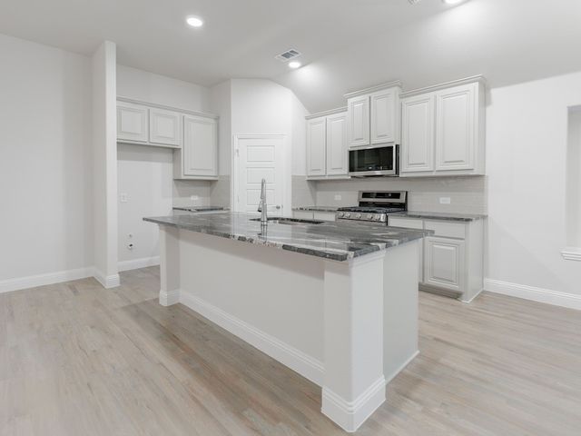 159 Winterwood Drive, Lavon, TX 75166