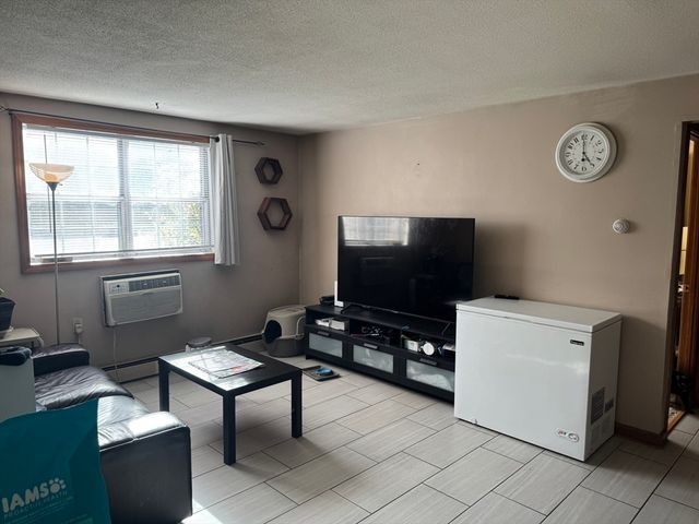 428 Great Rd 6, Acton, MA 01720
