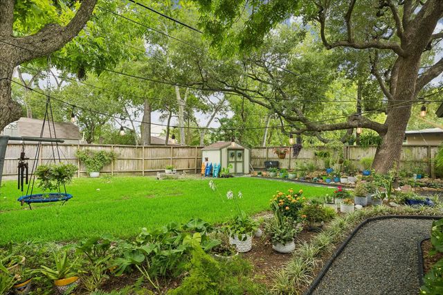 9103 Timberside Drive, Houston, TX 77025