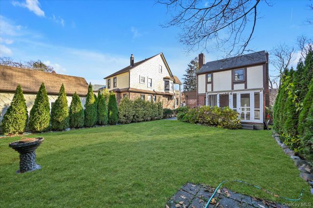 8511 Eton Street, Jamaica Estates, NY 11432