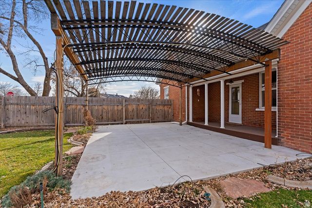 87 E 100 S, Kaysville, UT 84037