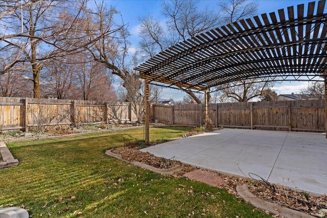 87 E 100 S, Kaysville, UT 84037