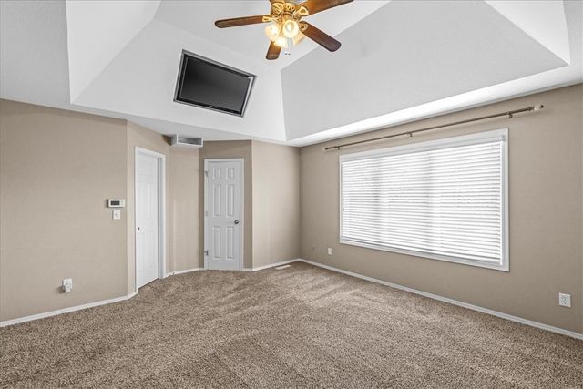 8954 Pikes Peak Road, Rogers, AR 72756