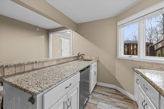 8954 Pikes Peak Road, Rogers, AR 72756