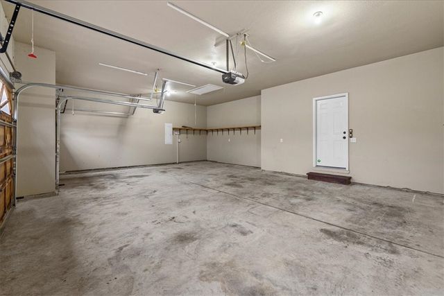 8954 Pikes Peak Road, Rogers, AR 72756