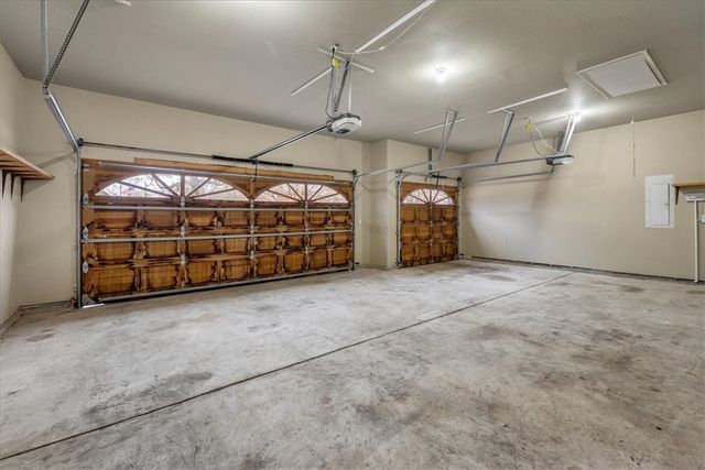 8954 Pikes Peak Road, Rogers, AR 72756