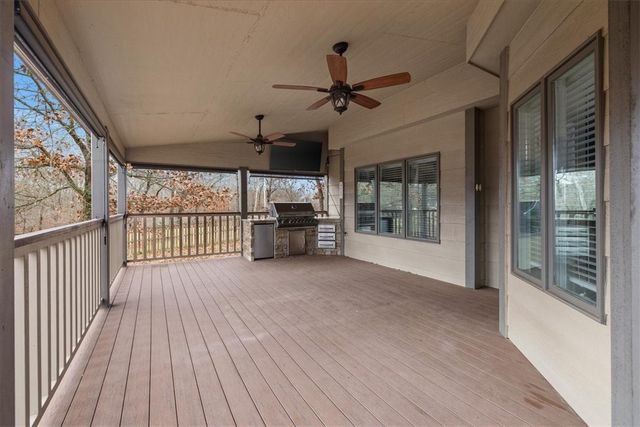 8954 Pikes Peak Road, Rogers, AR 72756