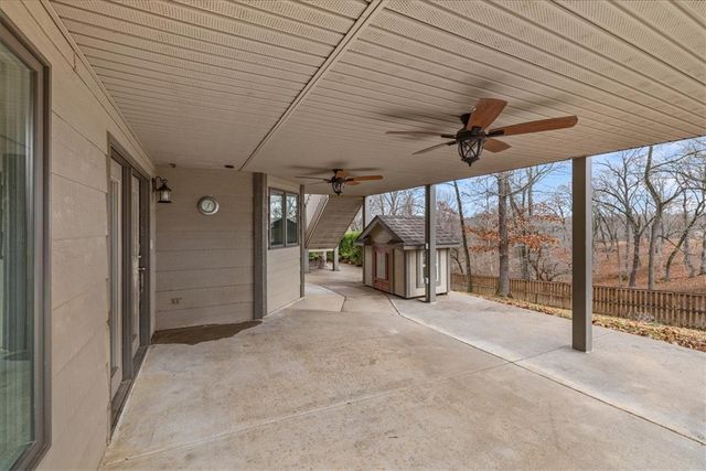 8954 Pikes Peak Road, Rogers, AR 72756